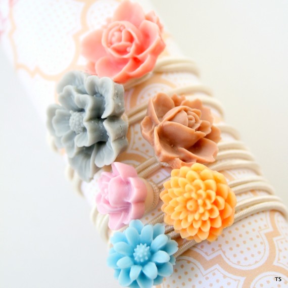 cute ponytail holders. {Two Flower Pony Tail Holders,